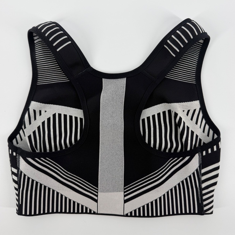 Nike Women Seamless Striped Racerback Sports Bra Black White Small 656202-477445 - Picture 2 of 6